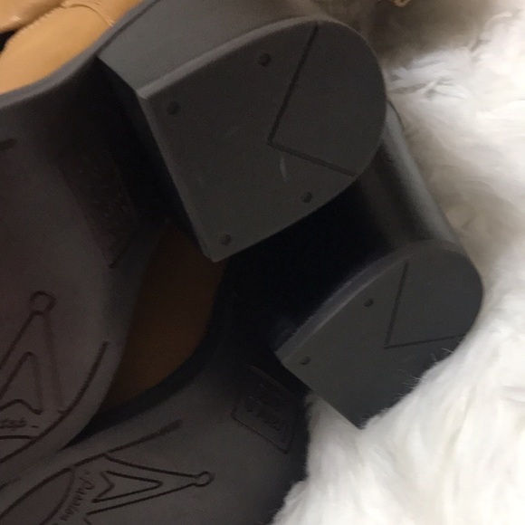 New Franco Sarto Knee High Faux Leather Boots Sz 7M - Picture 7 of 11